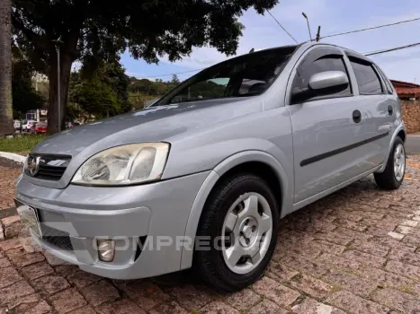 CHEVROLET Corsa Hat. Joy 1.0/ 1.0 FlexPower 8V 5p 4 portas