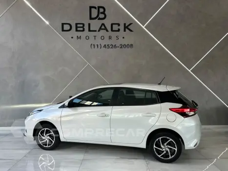 Toyota YARIS XLS 1.5 Flex 16V 5p Aut. 4 portas