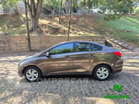 HB20S 1.6 COMFORT PLUS 16V FLEX 4P MANUAL