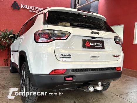 COMPASS 2.0 16V DIESEL TRAILHAWK 4X4 AUTOMÁTICO