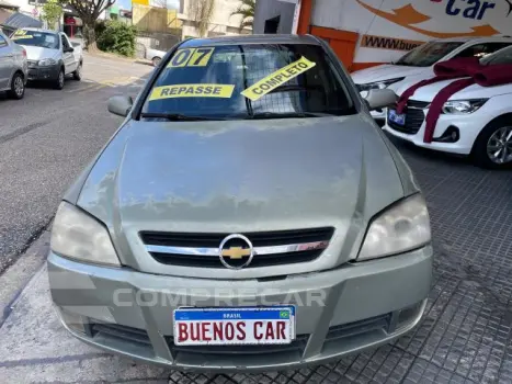 ASTRA HATCH - 2.0 MPFI ADVANTAGE 8V 4P MANUAL