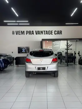 ONIX 1.4 MPFI LTZ 8V