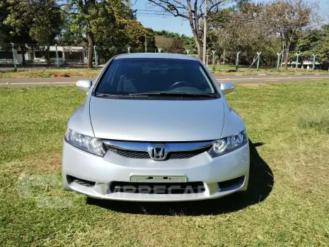 Honda CIVIC 1.8 LXS 16V 4 portas
