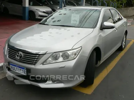 Toyota CAMRY 3.5 XLE V6 24V GASOLINA 4P AUTOMÁTICO 4 portas