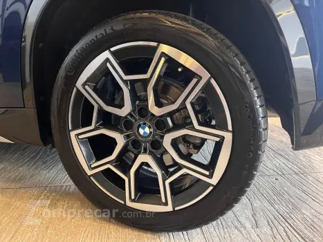 X1 2.0 16V 4P S DRIVE 20I X-LINE TURBO AUTOMÁTICO