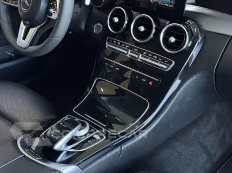 C 180 1.6 16V 4P CGI AVANTGARDE TURBO AUTOMÁTICO
