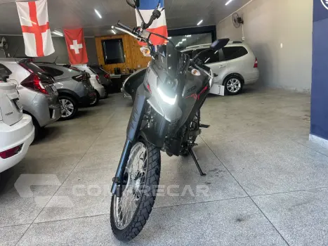 XTZ 250 LANDER CONNECTED