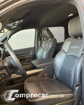 2500 6.7 I6 Turbo Laramie Night Edition CD 4X4