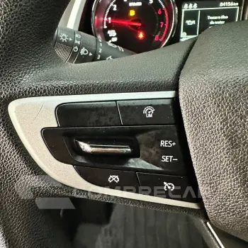 TRACKER LT 1.0 Turbo 12V Flex Aut.