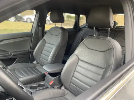 TAOS 1.4 250 TSI TOTAL FLEX HIGHLINE AUTOMÁTICO