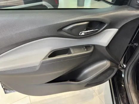 Onix Hatch 1.4 4P FLEX LT