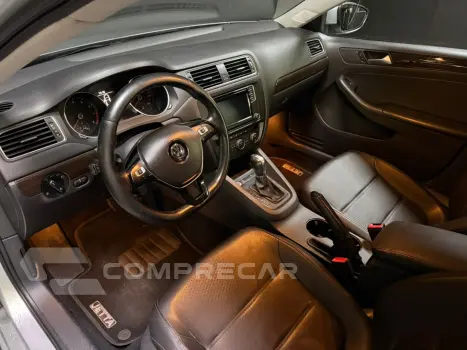 JETTA 2.0 COMFORTLINE FLEX 4P TIPTRONIC