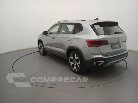 TAOS 1.4 250 TSI TOTAL FLEX HIGHLINE AUTOMÁTICO