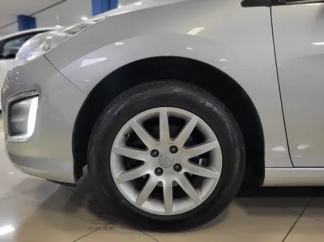 308 Active 1.6 Flex 16V 5p mec.