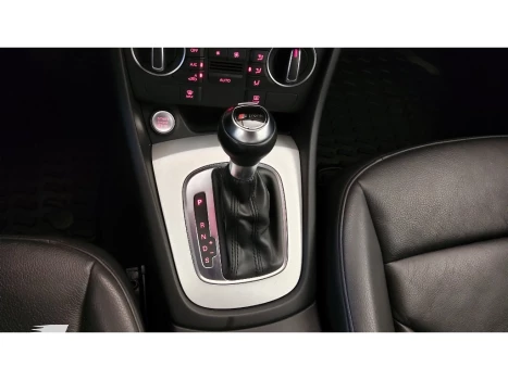 Q3 1.4 TFSI FLEX PRESTIGE PLUS S TRONIC