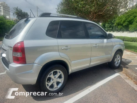 TUCSON 2.0 MPFI GLS 4X2 16V 143cv 2WD