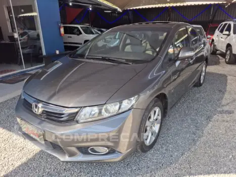 Honda CIVIC - 1.8 EXS 16V 4P AUTOMÁTICO 4 portas