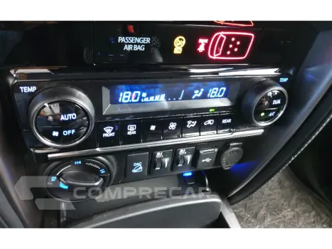 HILUX SW4 2.8 D-4D TURBO DIESEL SRX PLATINUM 7L 4X4 AUTOMÁTI