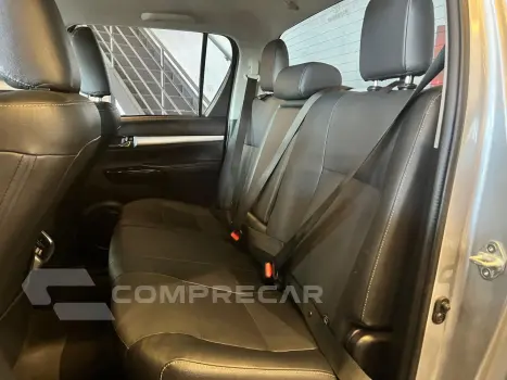 Hilux Caminhonete 2.8 16V SRX LIMITED 4X4 TURBO DIESEL CABIN