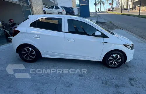 ONIX HATCH LT 1.0 8V FlexPower 5p Mec.