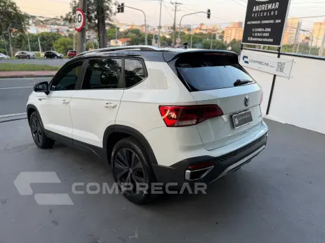 Taos 1.4 250 Tsi Total Flex Highline Automático