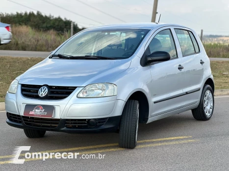 Volkswagen FOX 1.6 MI Plus 8V 4 portas