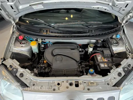 UNO 1.0 EVO VIVACE 8V FLEX 4P MANUAL