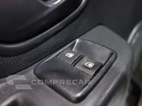 SANDERO - 1.0 AUTHENTIQUE 16V 4P MANUAL