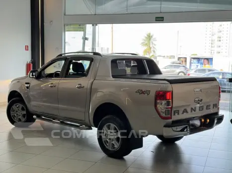 Ranger 3.2 20V CABINE DUPLA 4X4 LIMITED TURBO DIESEL AUTOMÁT