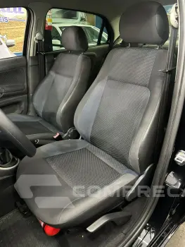 VOYAGE 1.6/1.6 City  Mi Total Flex 8V 4p