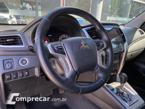 L200 TRITON 2.4 16V Turbo Sport Hpe-s CD 4X4
