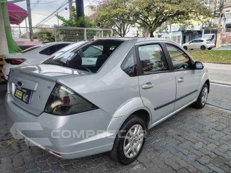 FIESTA 1.6 ROCAM SE SEDAN 8V