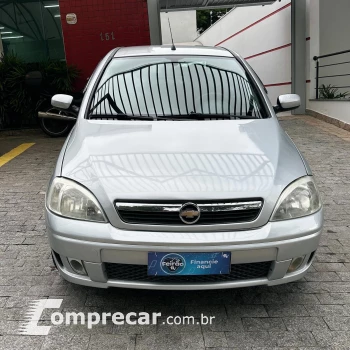 CORSA 1.4 MPFI Premium Sedan 8V
