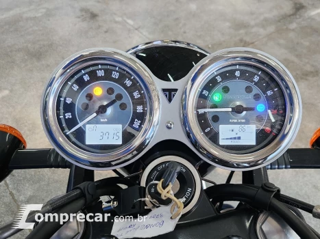 BONNEVILLE T100 900