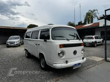Volkswagen KOMBI 1.6 MI STD 8V 3 portas