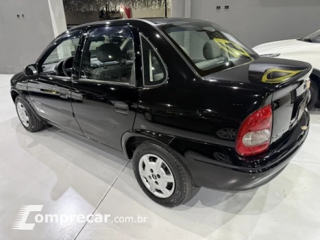 CLASSIC - 1.0 MPFI LIFE 8V 4P MANUAL