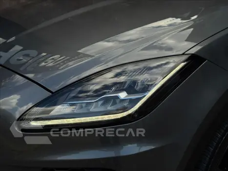 E-PACE 2.0 16V P250 Turbo R-dynamic S AWD