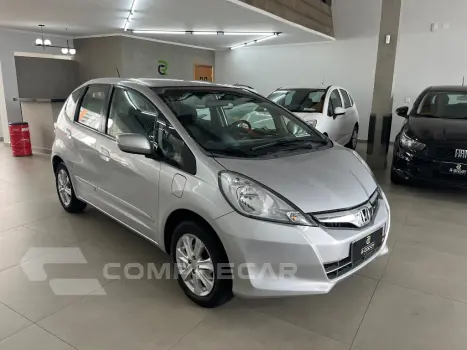 Honda Fit LX 1.4/ 1.4 Flex 8V/16V 5p Aut. 4 portas