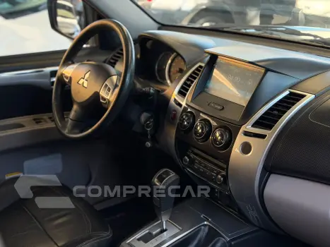 Pajero DAKAR HPE 3.2 4x4 T.I Dies 5p Aut