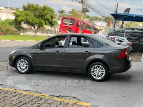 Focus Sedan 2.0 16V/2.0 16V Flex 4p