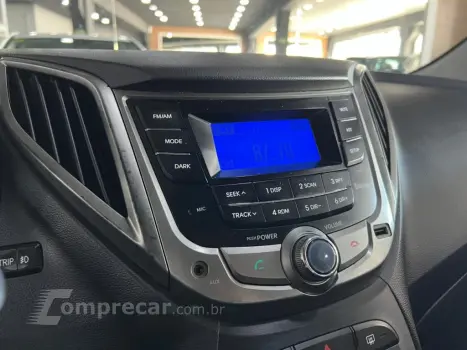 HB20S 1.0 COMFORT PLUS 12V FLEX 4P MANUAL