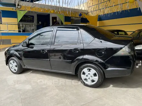 FIESTA 1.6 Rocam Sedan 8V