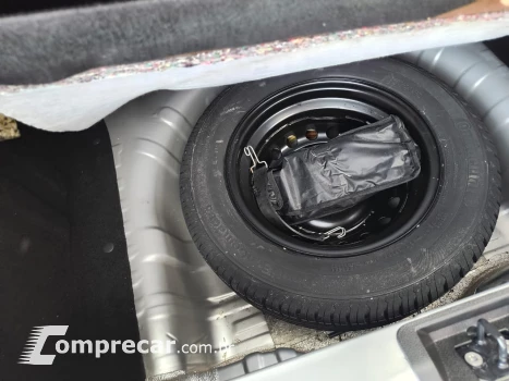 KWID 1.0 12V SCE Outsider