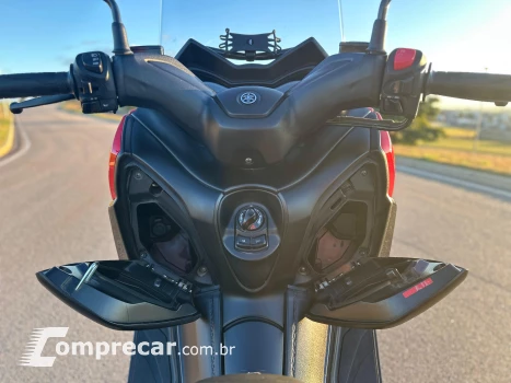 XMAX 250