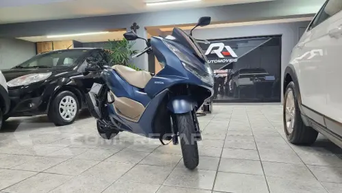 PCX 160 DLX