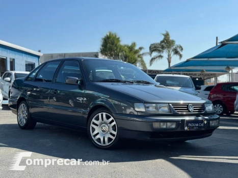 Passat 2.0 4P GL