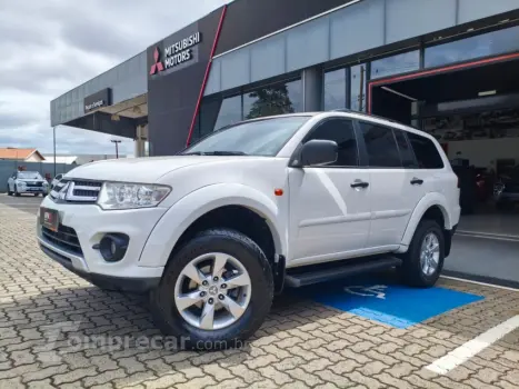 Mitsubishi PAJERO 3.2 4X4 16V Turbo Intercooler 4 portas