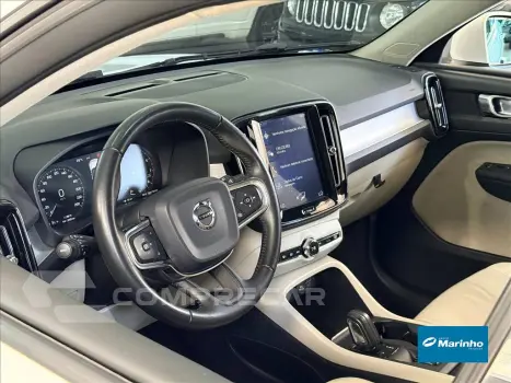 XC40 2.0 T5 GASOLINA MOMENTUM AWD GEARTRONIC