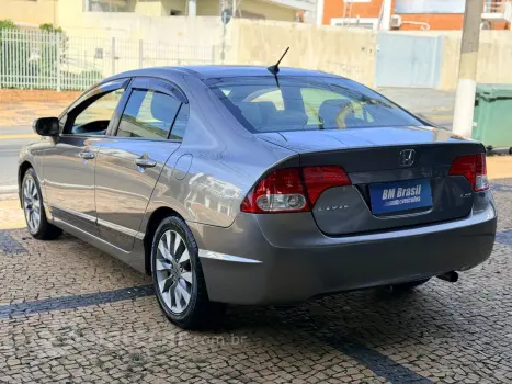 CIVIC 1.8 LXL 16V