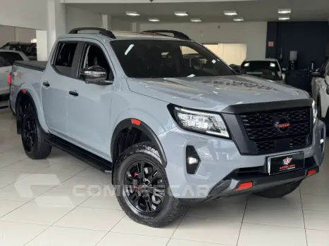 Frontier 2.3 16V PRO4X CABINE DUPLA 4X4 BI-TURBO DIESEL AUTO